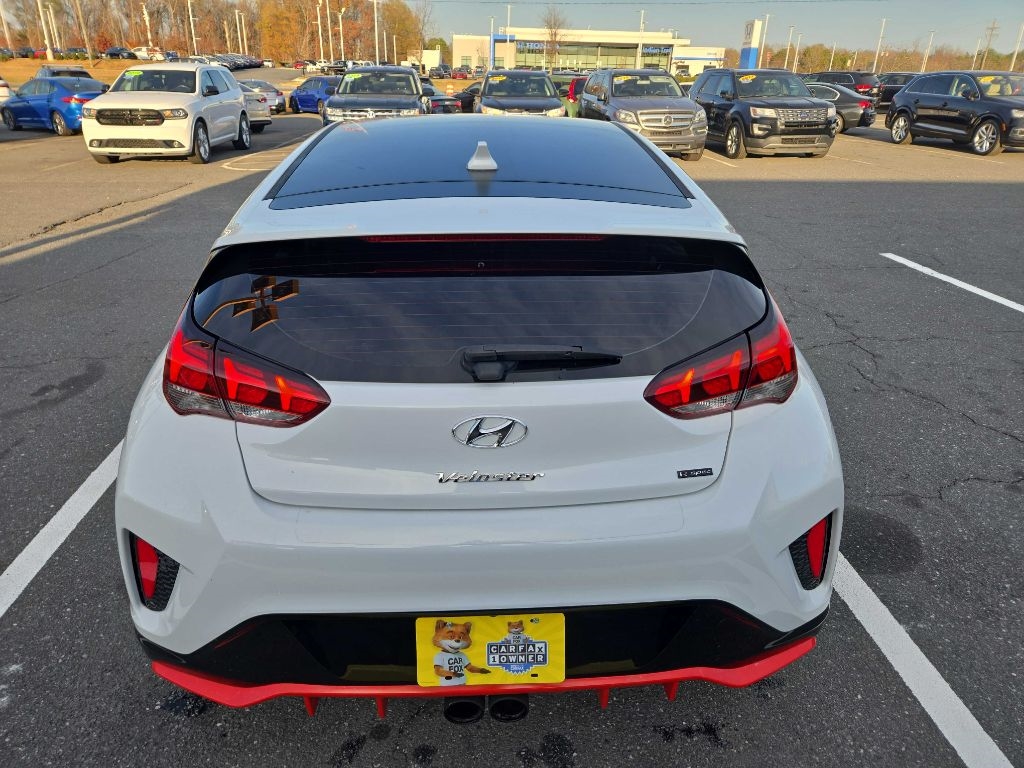 Hyundai Veloster  2020