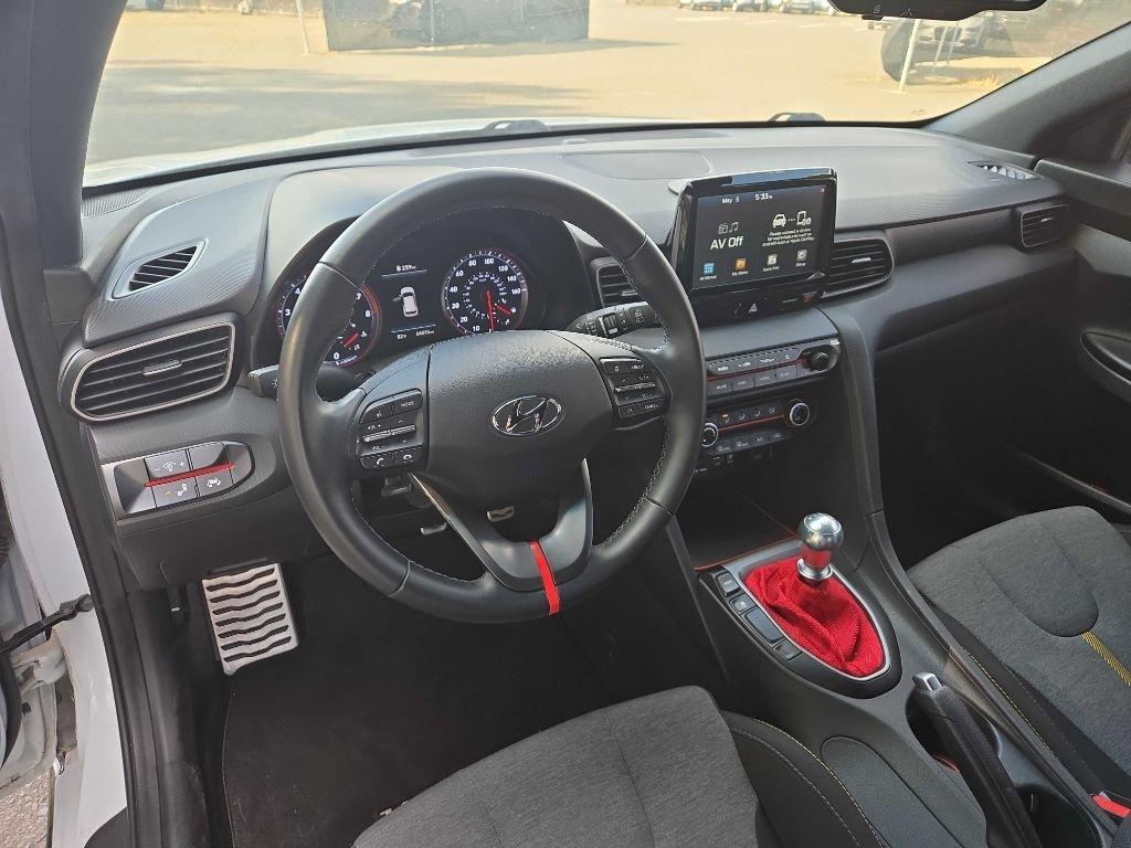 Hyundai Veloster  2020