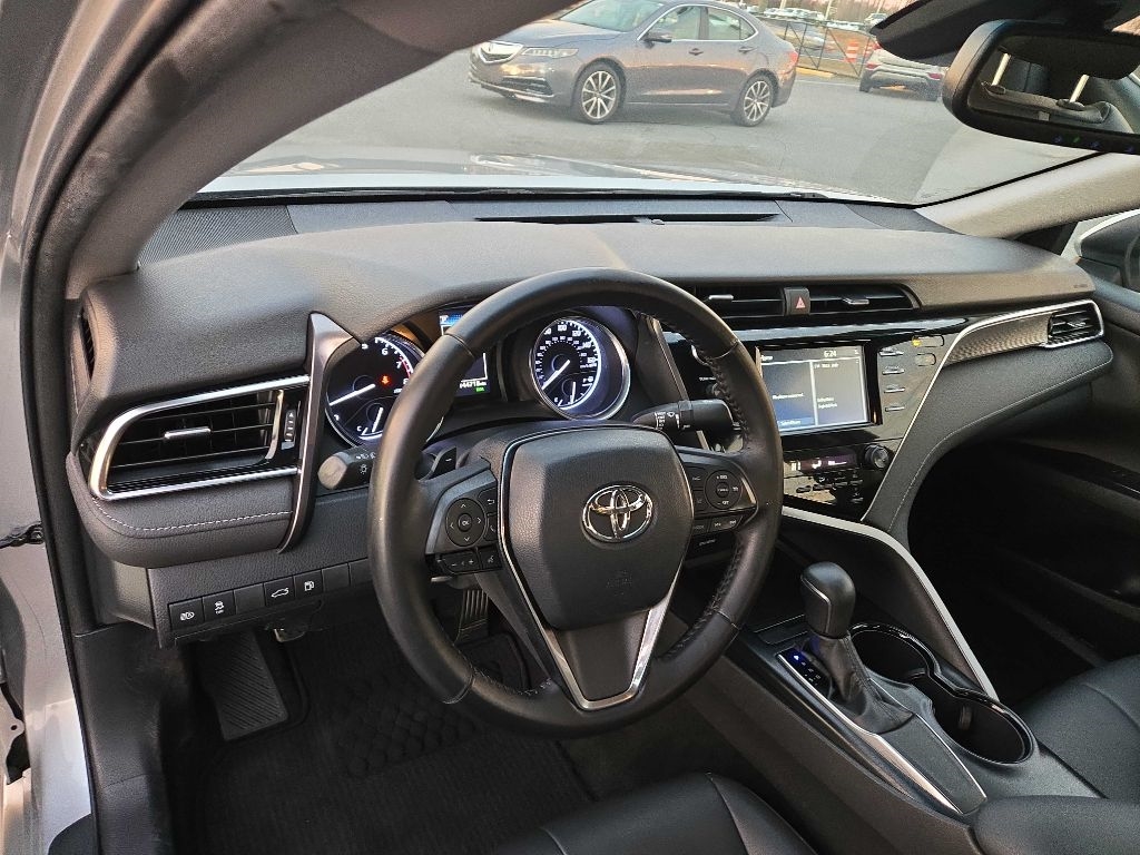 Toyota Camry  2018