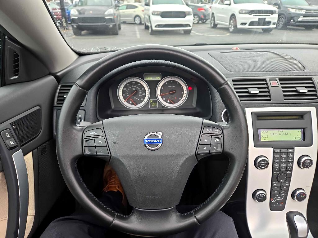 Volvo C70  2012