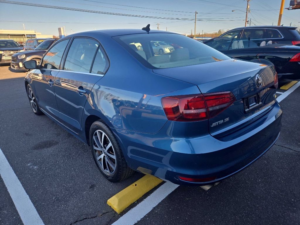 Volkswagen Jetta  2017