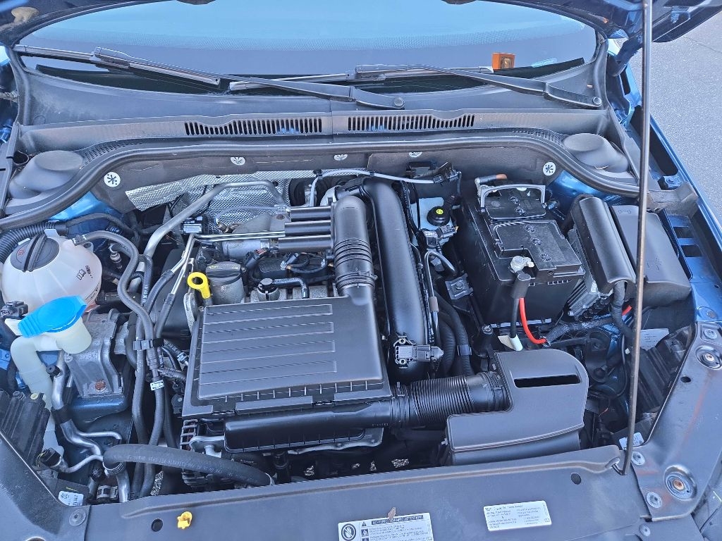 Volkswagen Jetta  2017