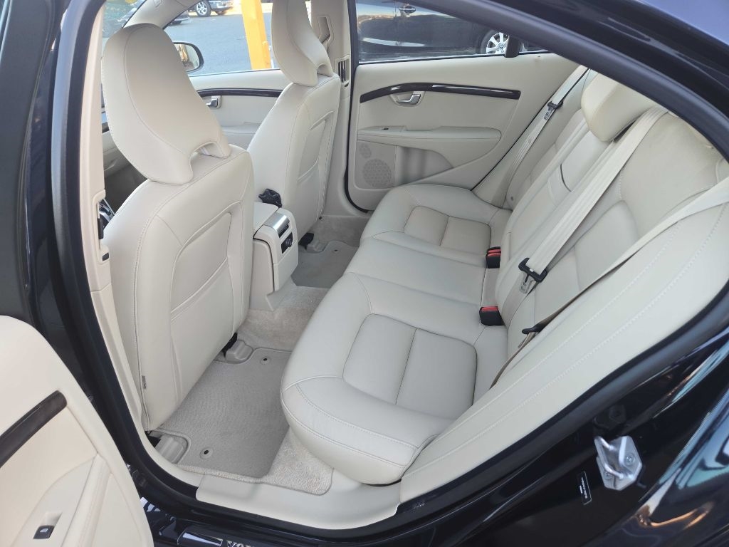 Volvo S80  2015