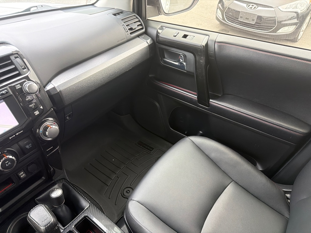 Toyota 4Runner  2017