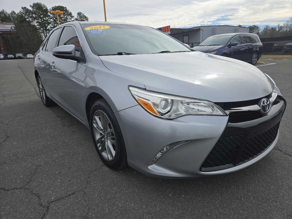 Toyota Camry  2017