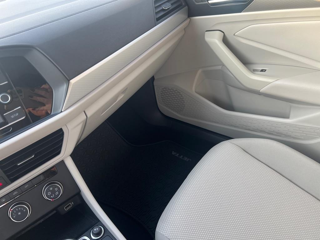 Volkswagen Jetta  2019