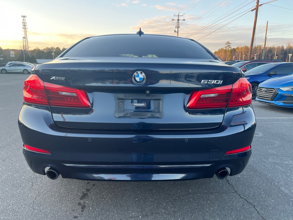 BMW 5-Series  2019
