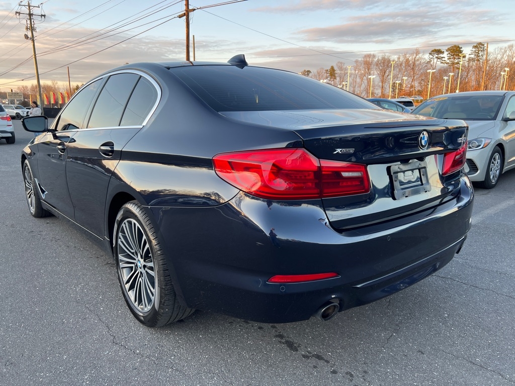 BMW 5-Series  2019