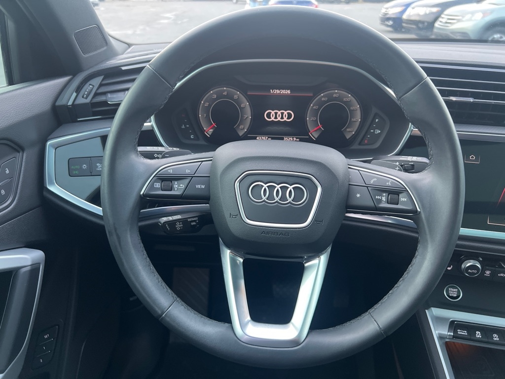 Audi Q3  2023