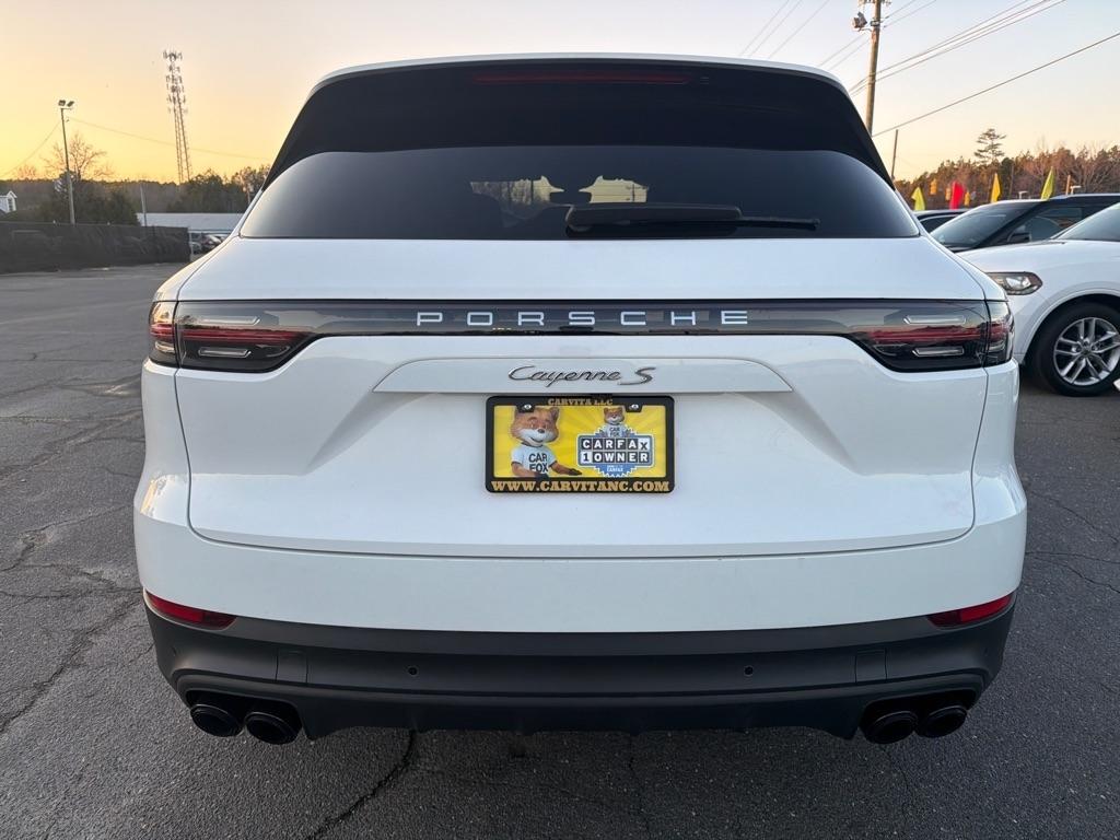 Porsche Cayenne  2022