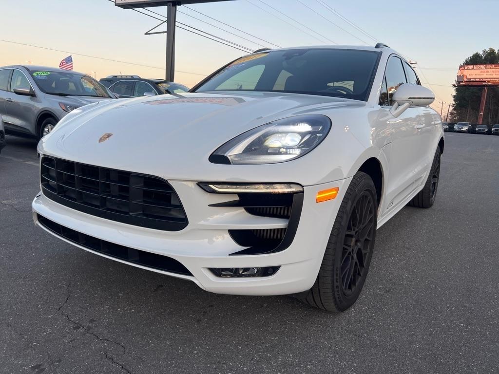 Porsche Macan  2017
