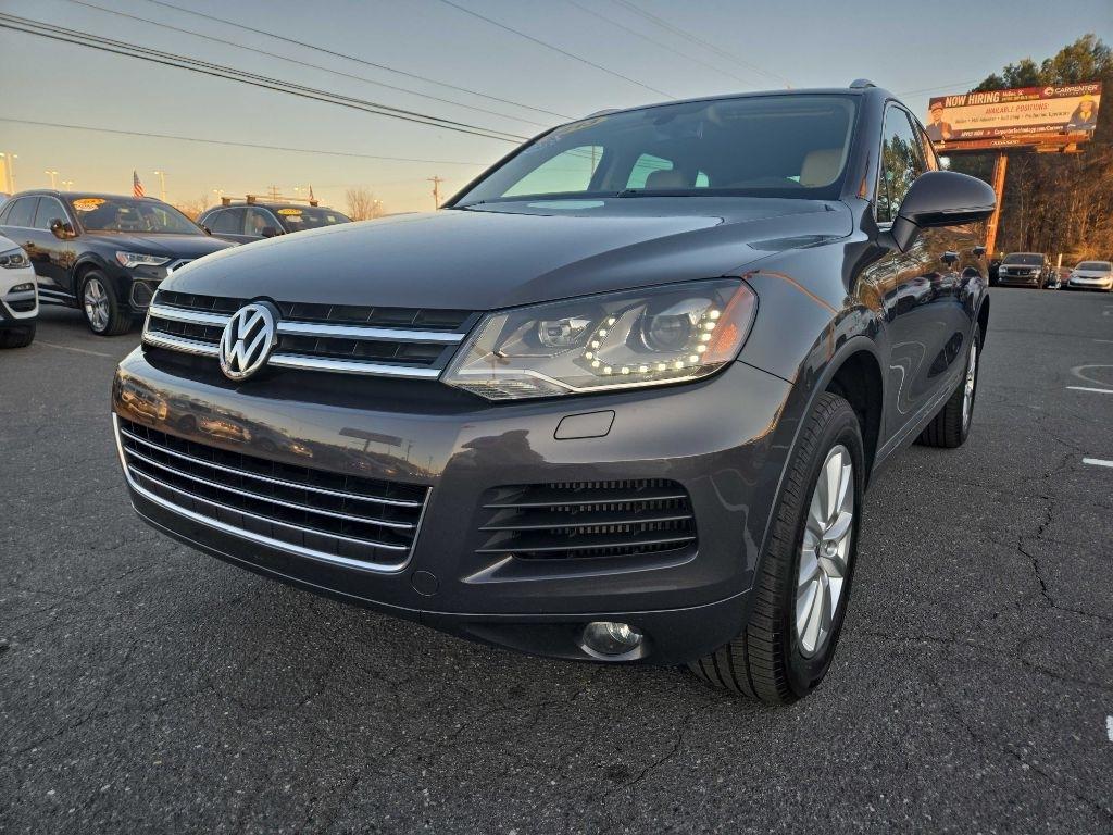 Volkswagen Touareg  2013