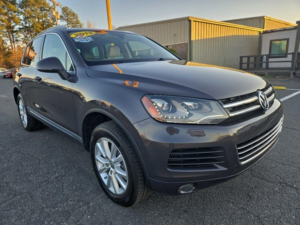 Volkswagen Touareg  2013