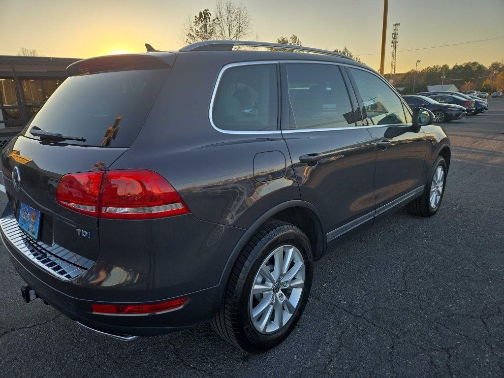 Volkswagen Touareg  2013