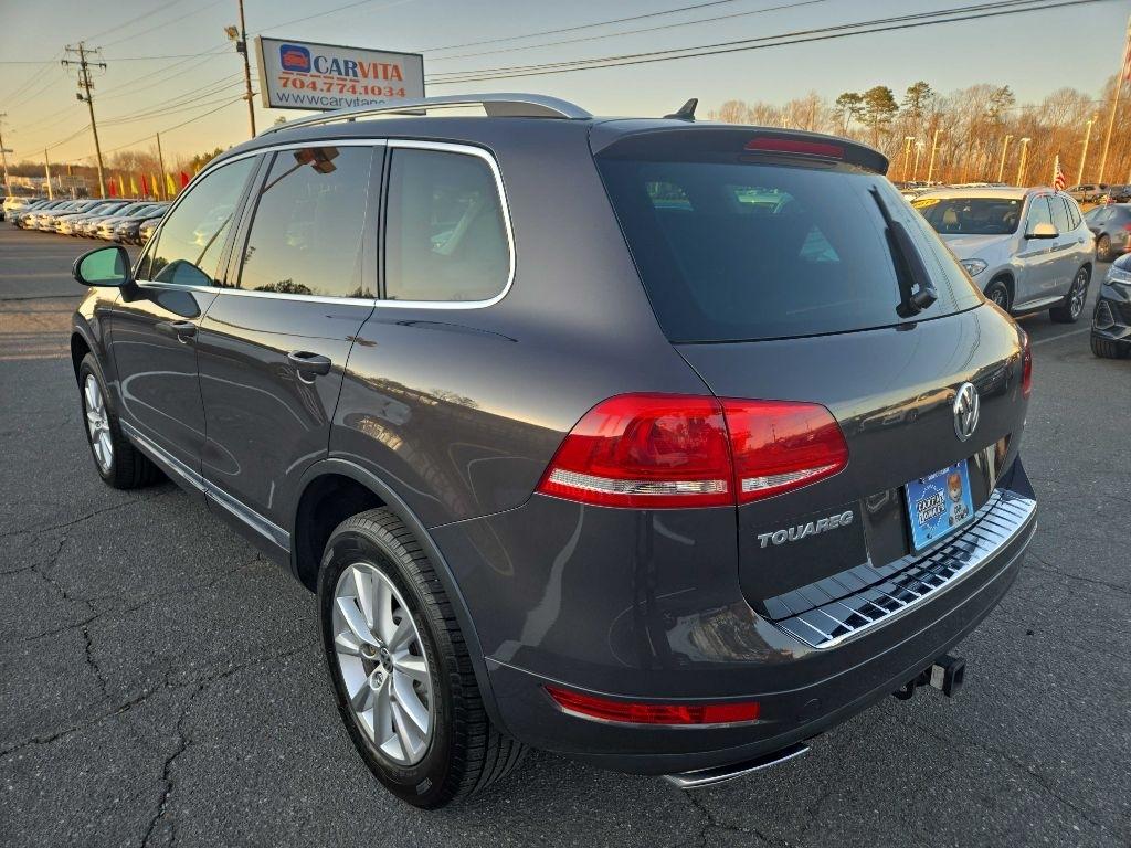 Volkswagen Touareg  2013