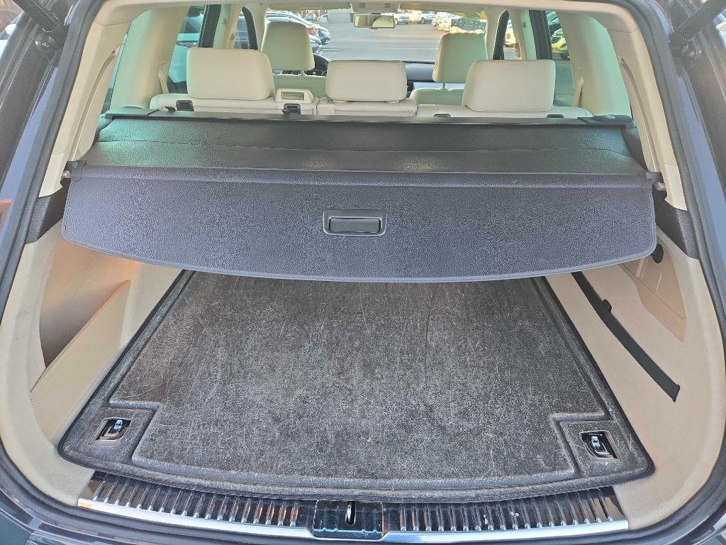 Volkswagen Touareg  2013