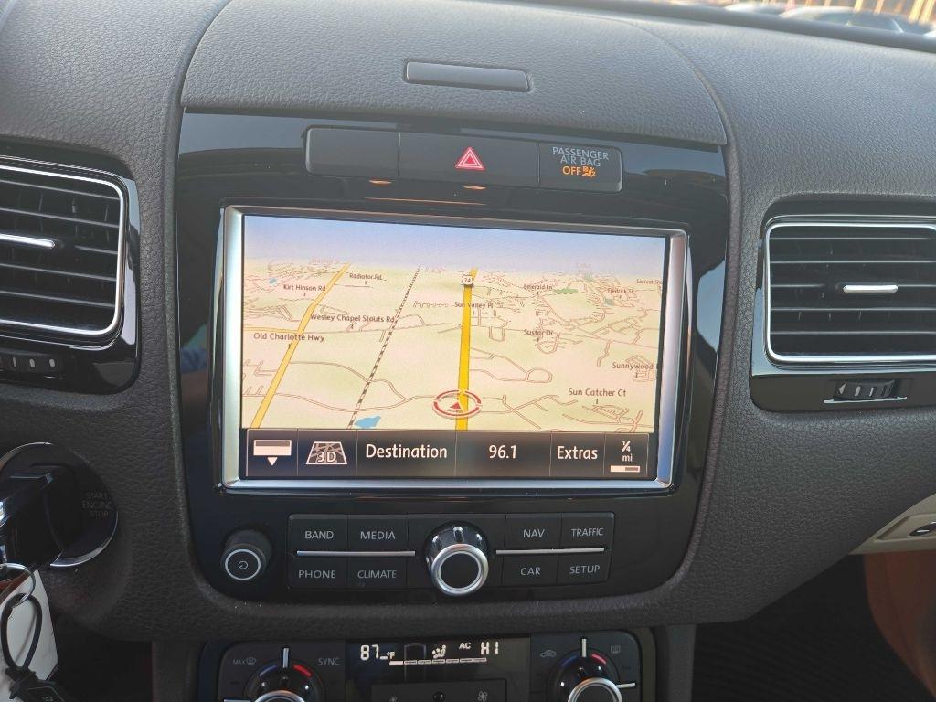 Volkswagen Touareg  2013