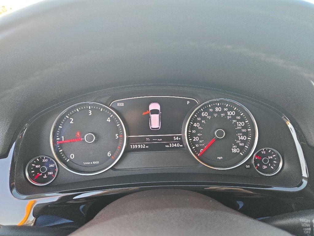 Volkswagen Touareg  2013