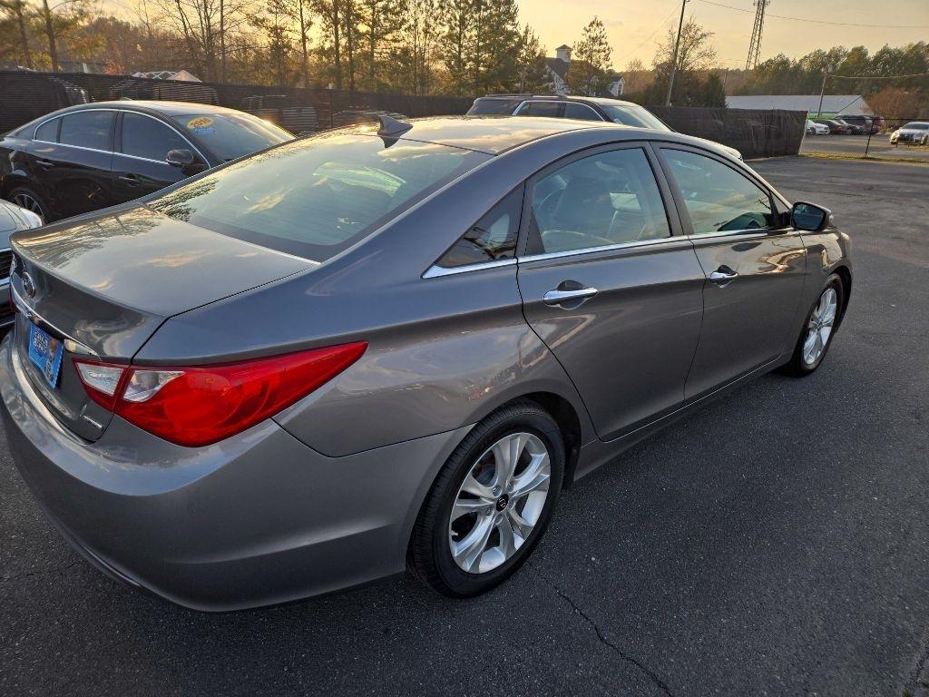 Hyundai Sonata  2013