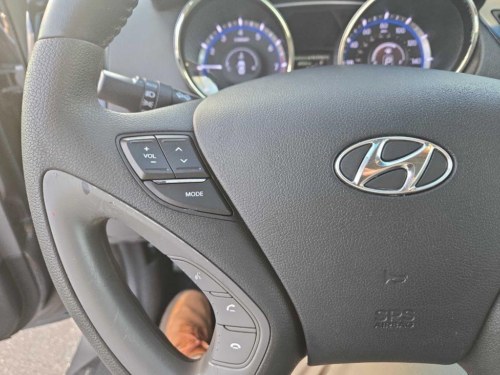 Hyundai Sonata  2013
