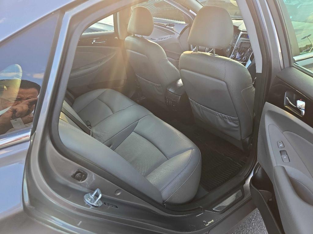 Hyundai Sonata  2013