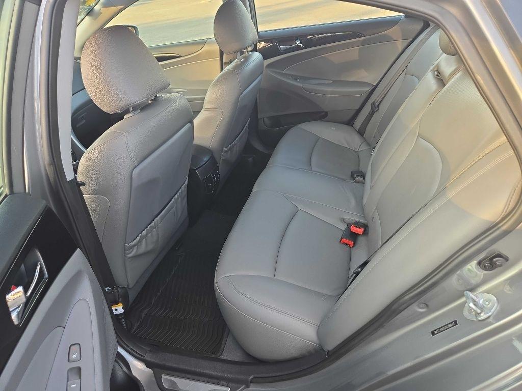 Hyundai Sonata  2013