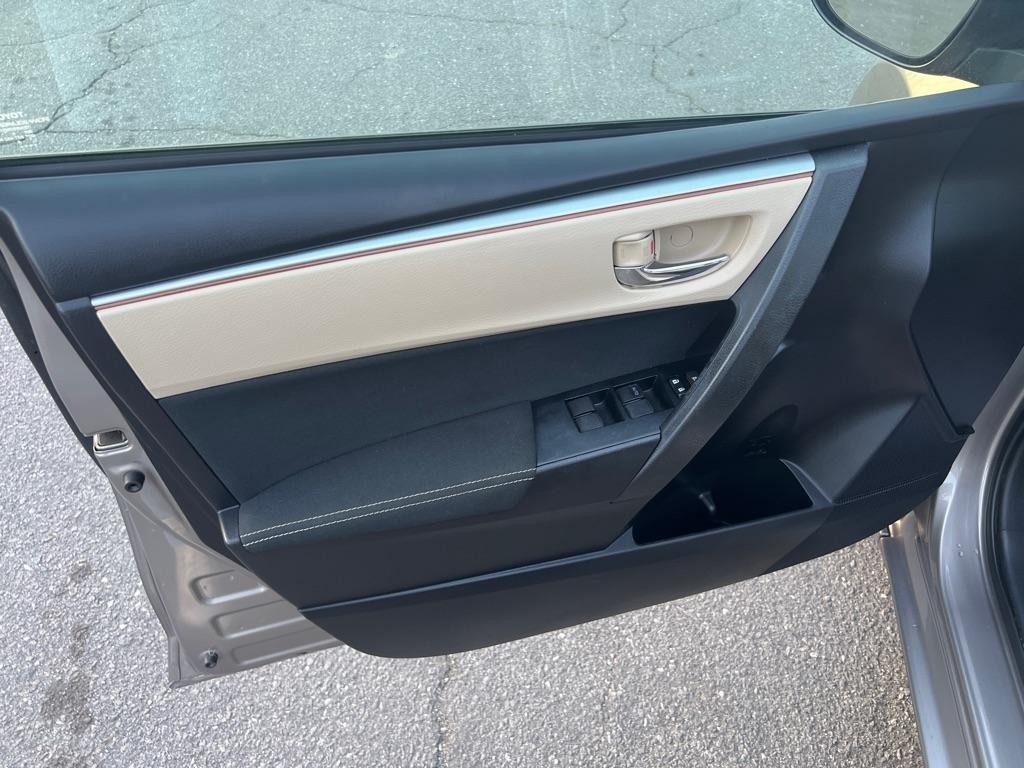 Toyota Corolla  2016