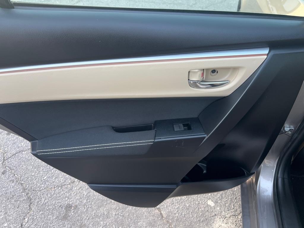 Toyota Corolla  2016