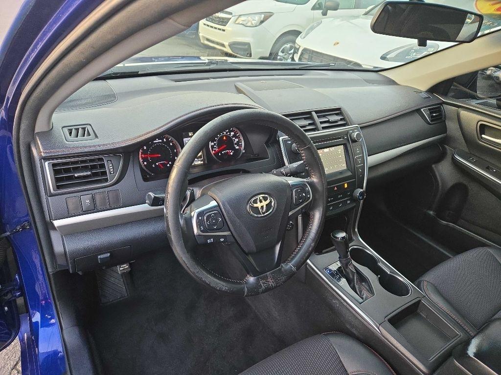 Toyota Camry  2016