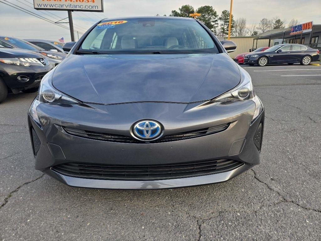 Toyota Prius  2016