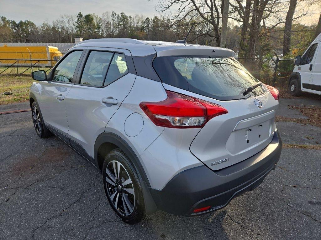Nissan Kicks  2019