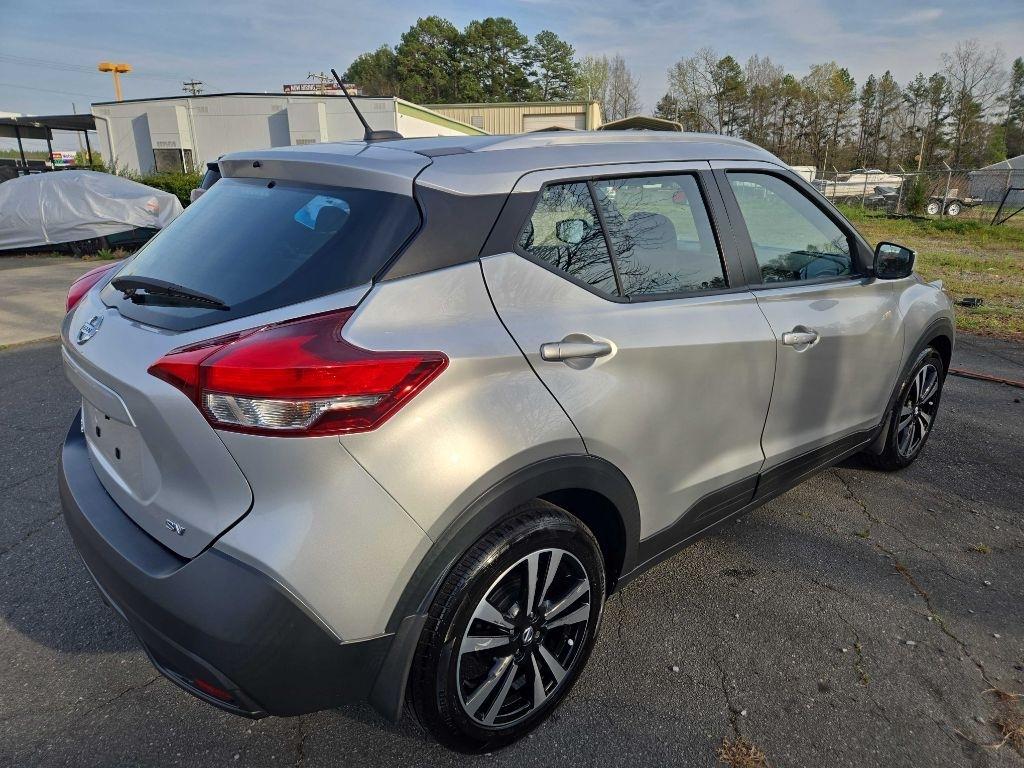 Nissan Kicks  2019