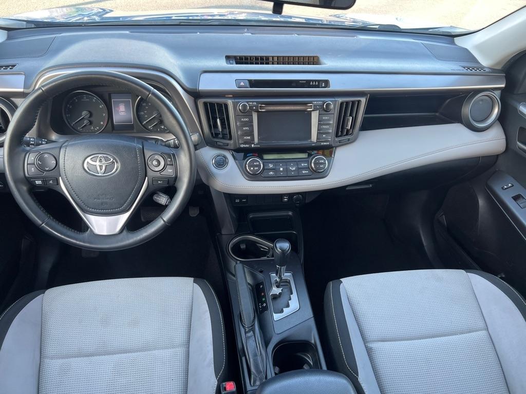 Toyota RAV4  2018