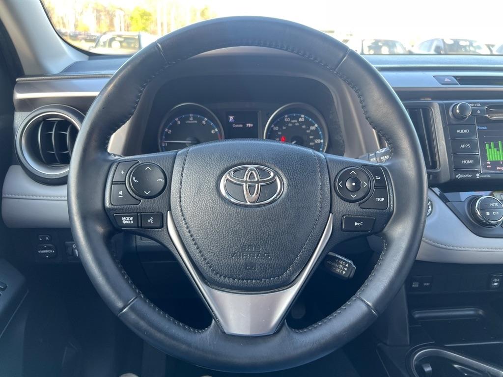 Toyota RAV4  2018