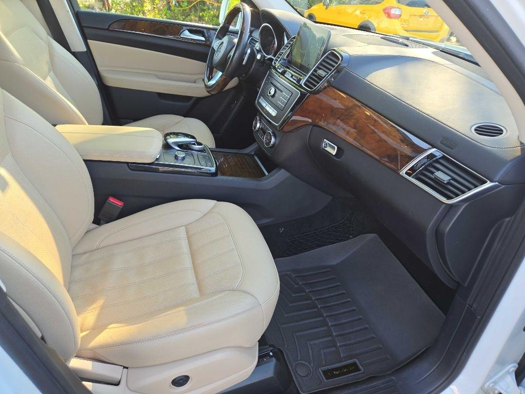 Mercedes-Benz GLS-Class  2017