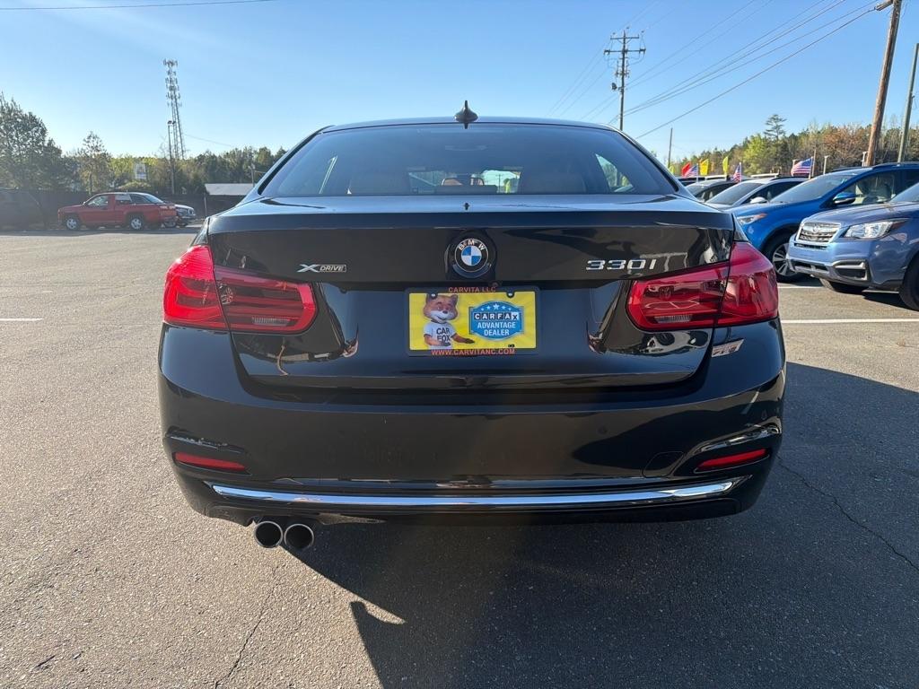 BMW 3-Series  2018