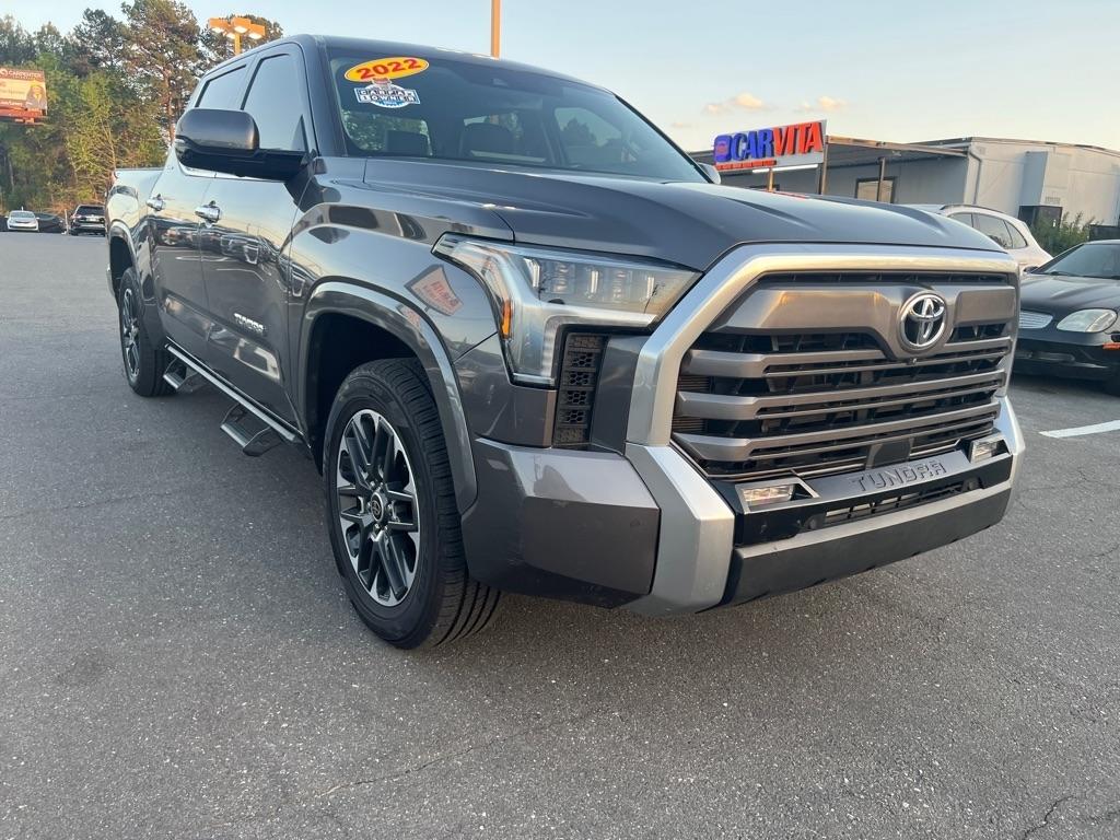 Toyota Tundra  2022