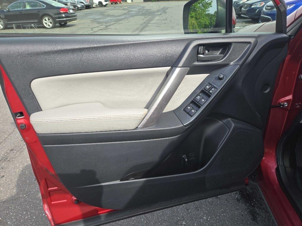 Subaru Forester  2015