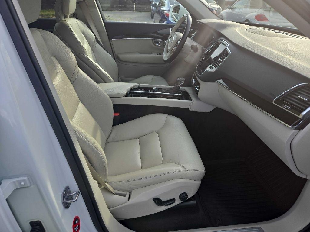 Volvo XC90  2018