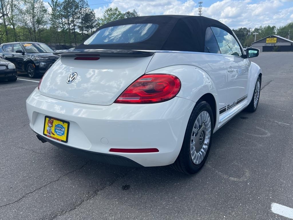 Volkswagen Beetle  2014