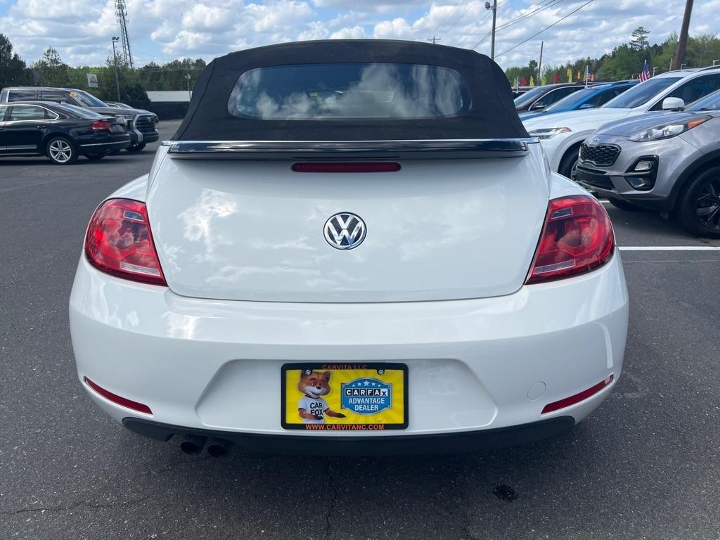 Volkswagen Beetle  2014