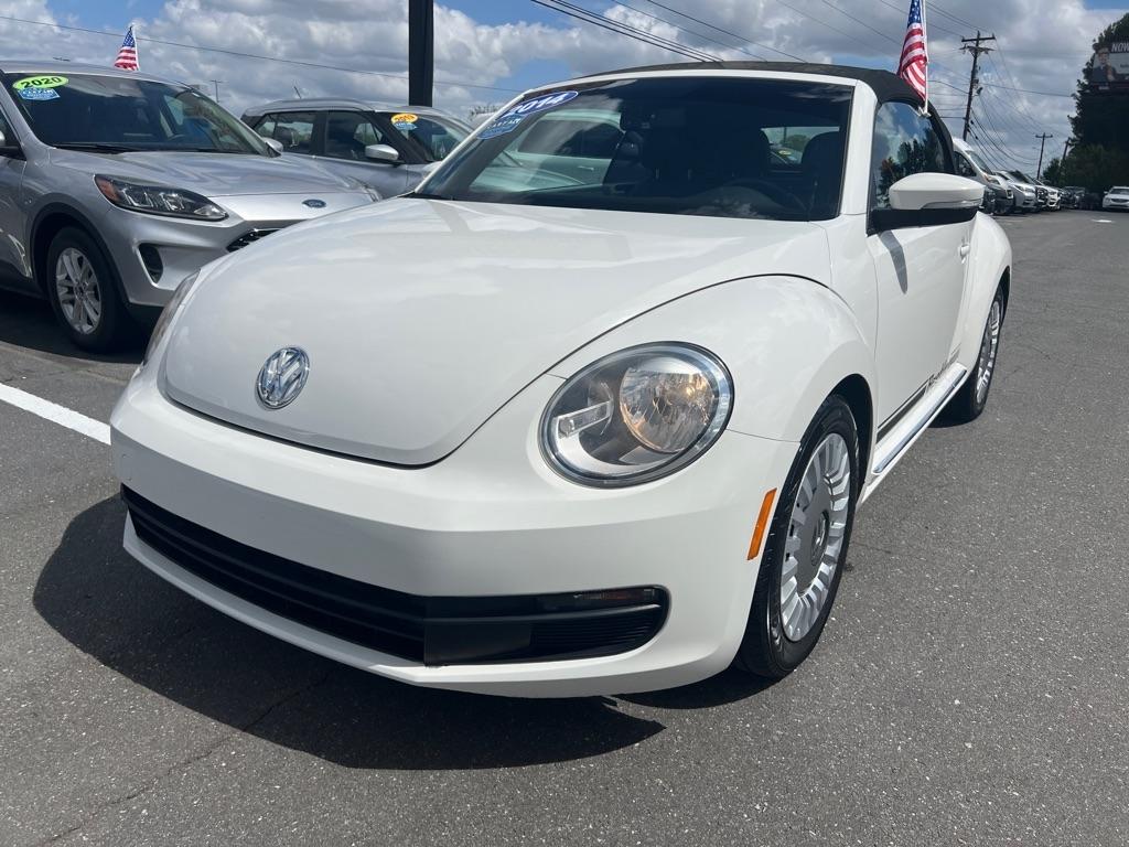 Volkswagen Beetle  2014