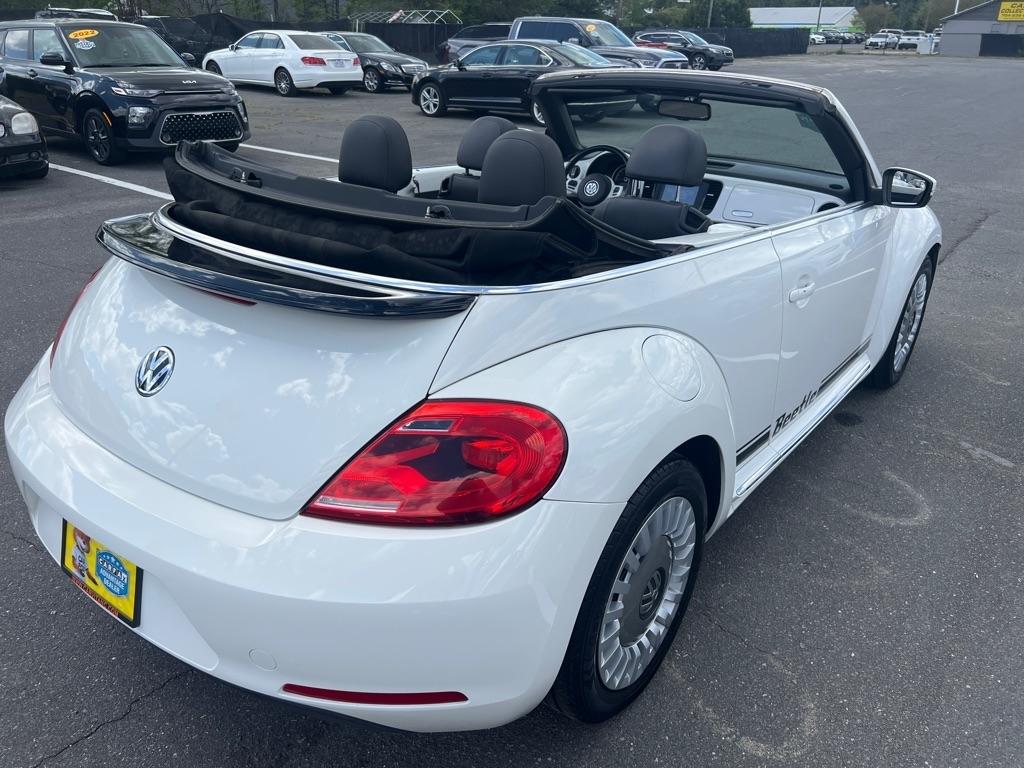 Volkswagen Beetle  2014