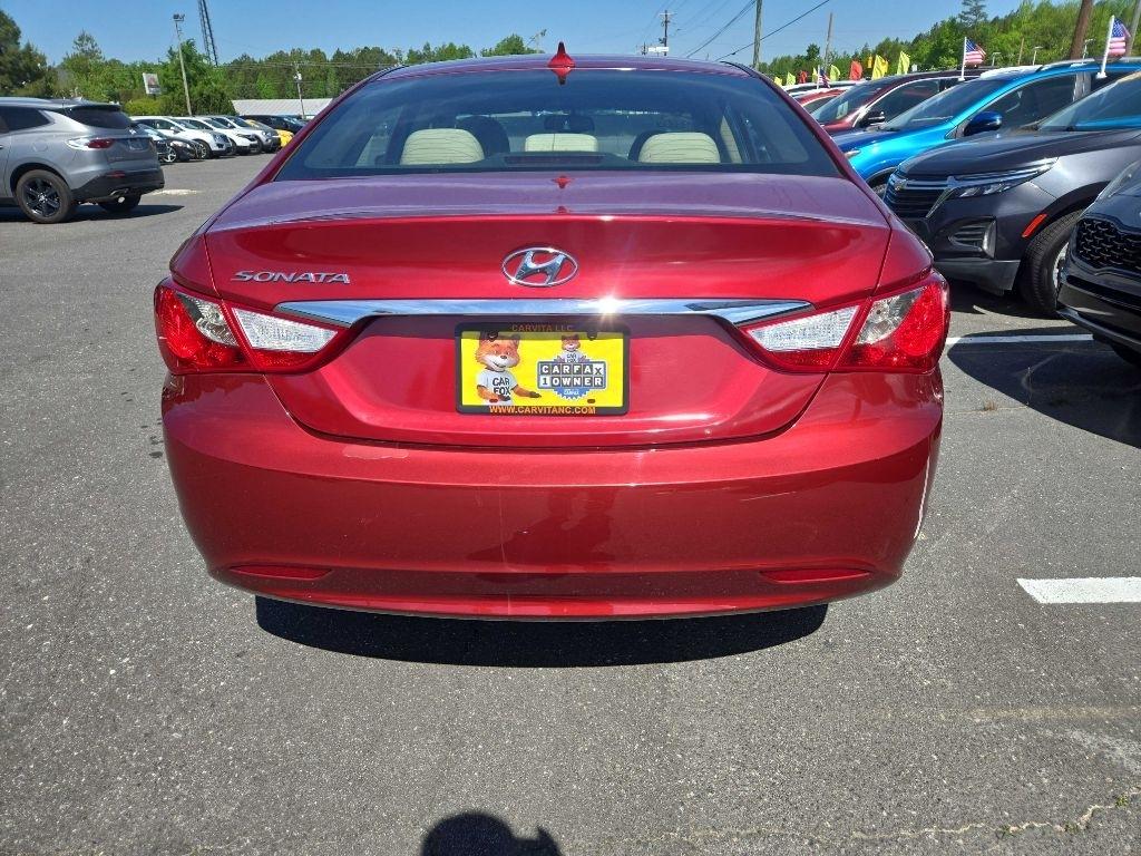 Hyundai Sonata  2013