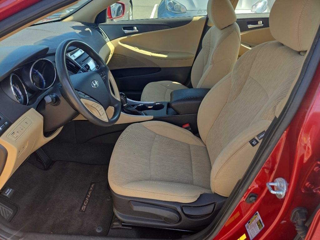 Hyundai Sonata  2013