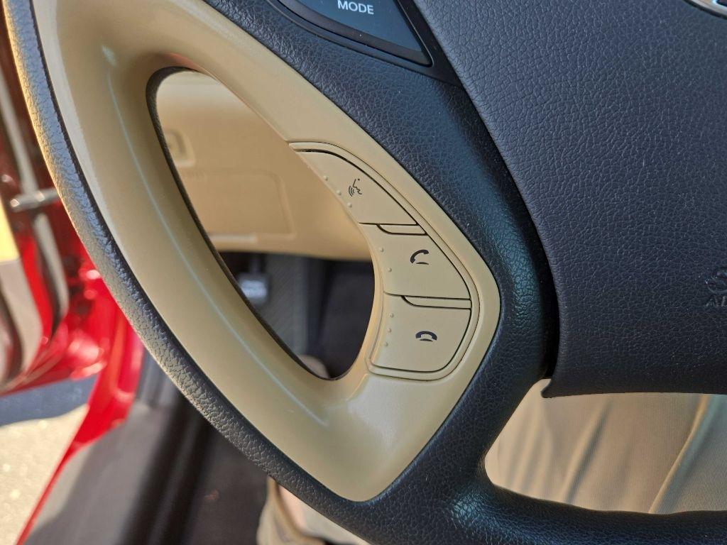 Hyundai Sonata  2013