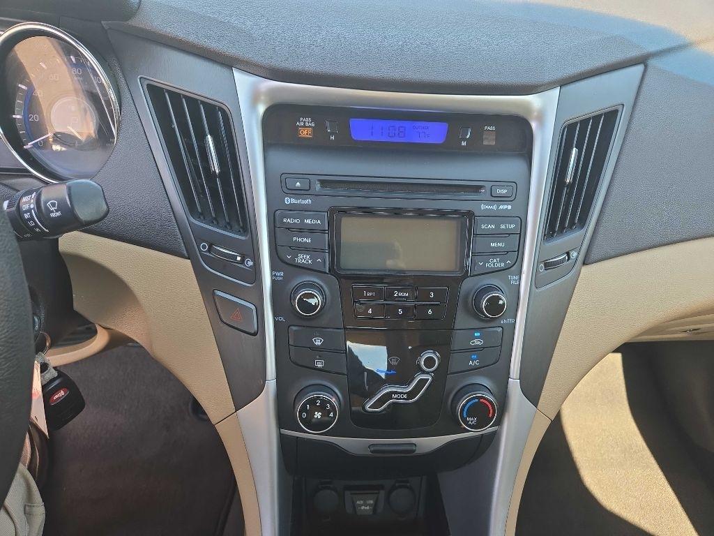 Hyundai Sonata  2013