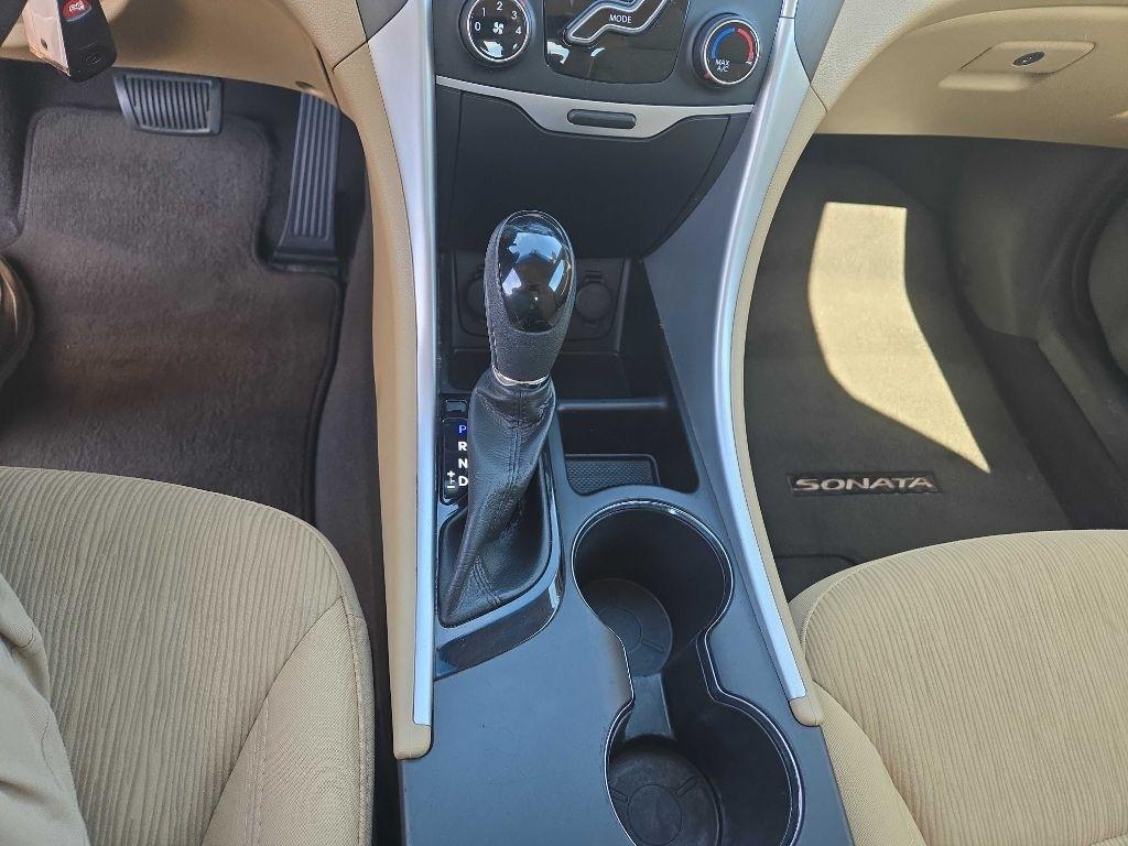 Hyundai Sonata  2013