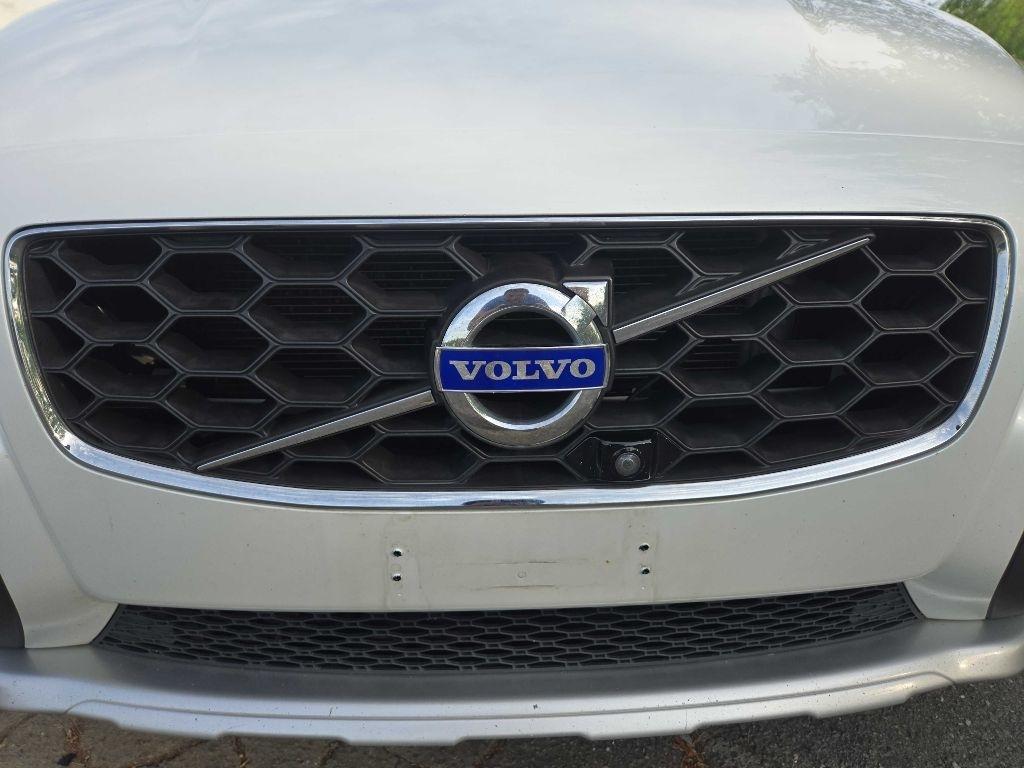 Volvo XC70  2015