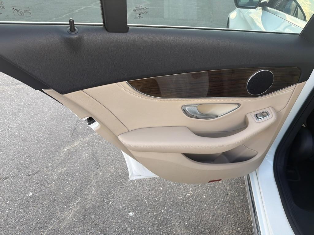 Mercedes-Benz C-Class  2016